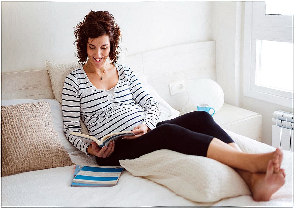 Pregnant woman looking for names of Roman origin for girls.