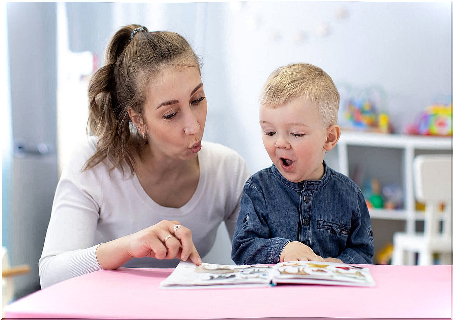 How to develop receptive and expressive language in young children