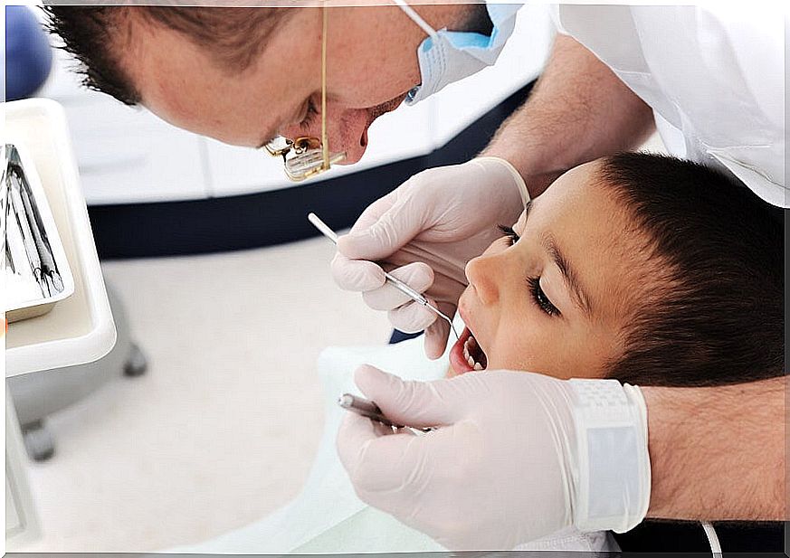 The first visit to the dentist can mark the infant for future consultation with all doctors.